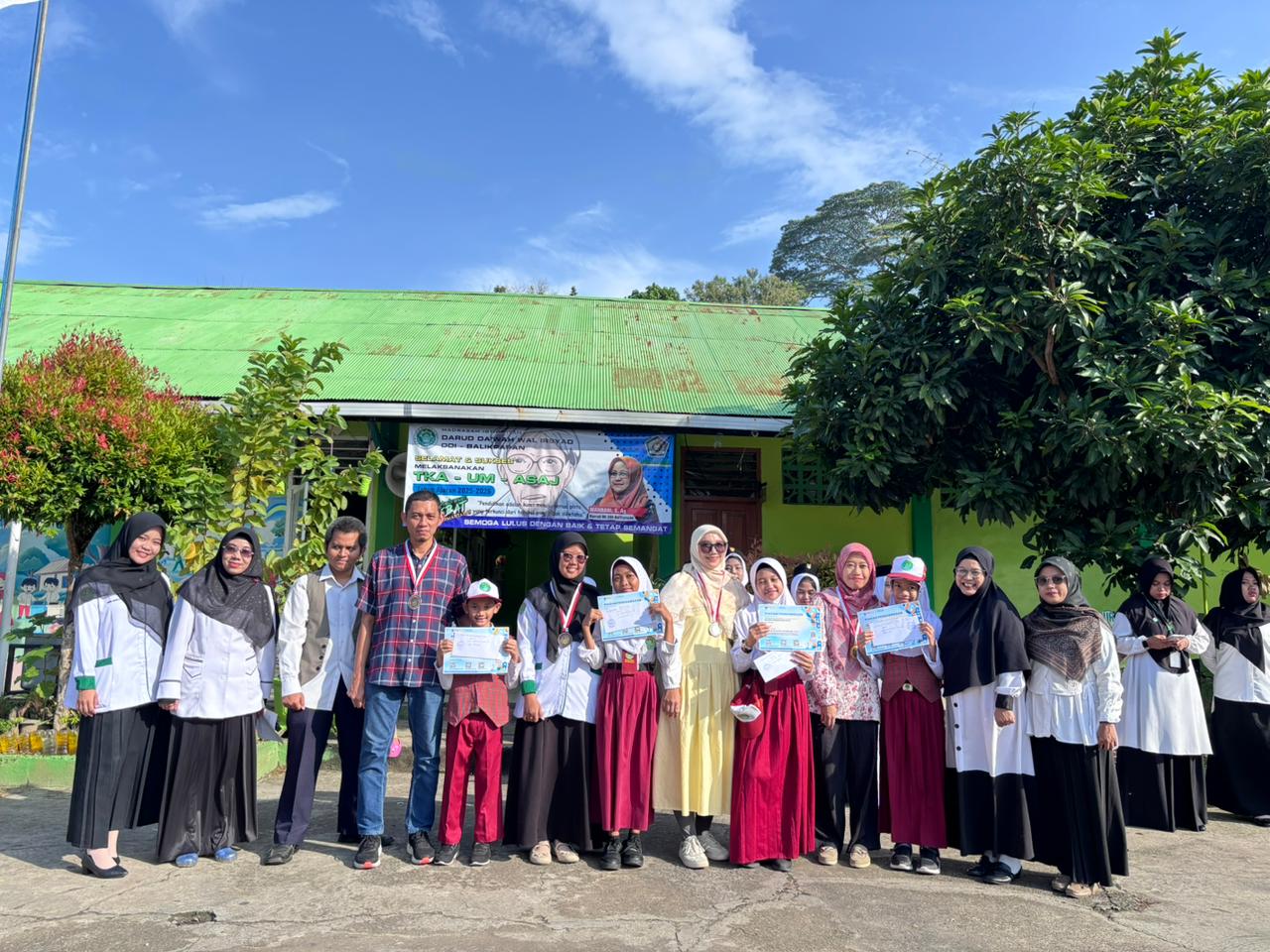 SISWA/I MI AL-IRSYAD DDI JUARA JENIUS SCIENCE OLYMPIAD BALIKPAPAN